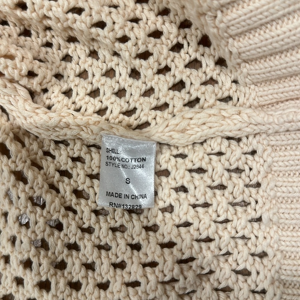 Robertson & Rodeo Crochet Cardigan - Picture 4 of 5